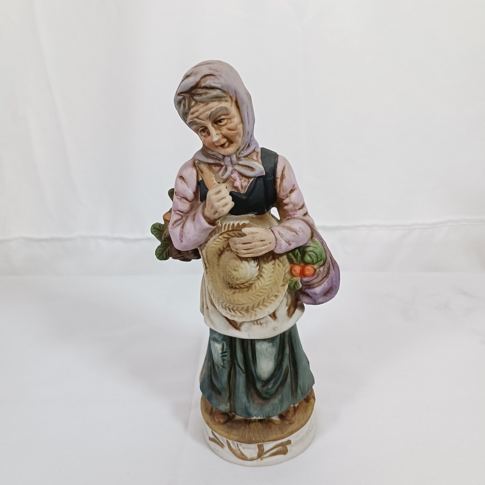 Unbranded Porcelain Figurine Elderly Woman OS Multicolor Excellent Vintage Decor